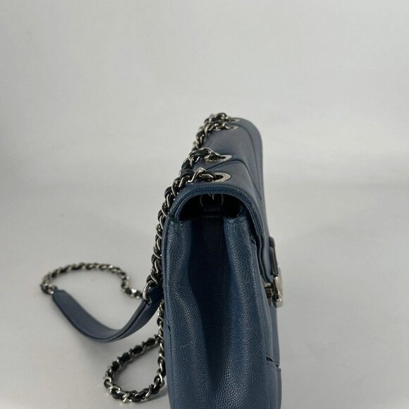 Chanel Caviar Macro Flap Bag Chevron Blue - Picture 5 of 9
